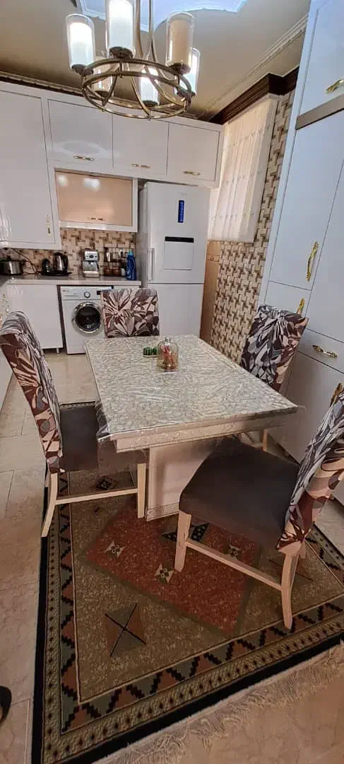 میز غذاخوری ۴ نفره|میز و صندلی غذاخوری|شاهین‌شهر, شهرک میلاد|دیوار