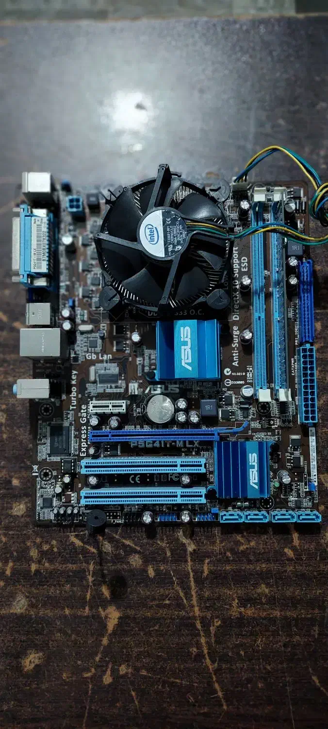 مادربرد ASUS DDR3 سوکت 775 + CPU E5200 فن اورجینال|قطعات و لوازم جانبی رایانه|بابل, |دیوار