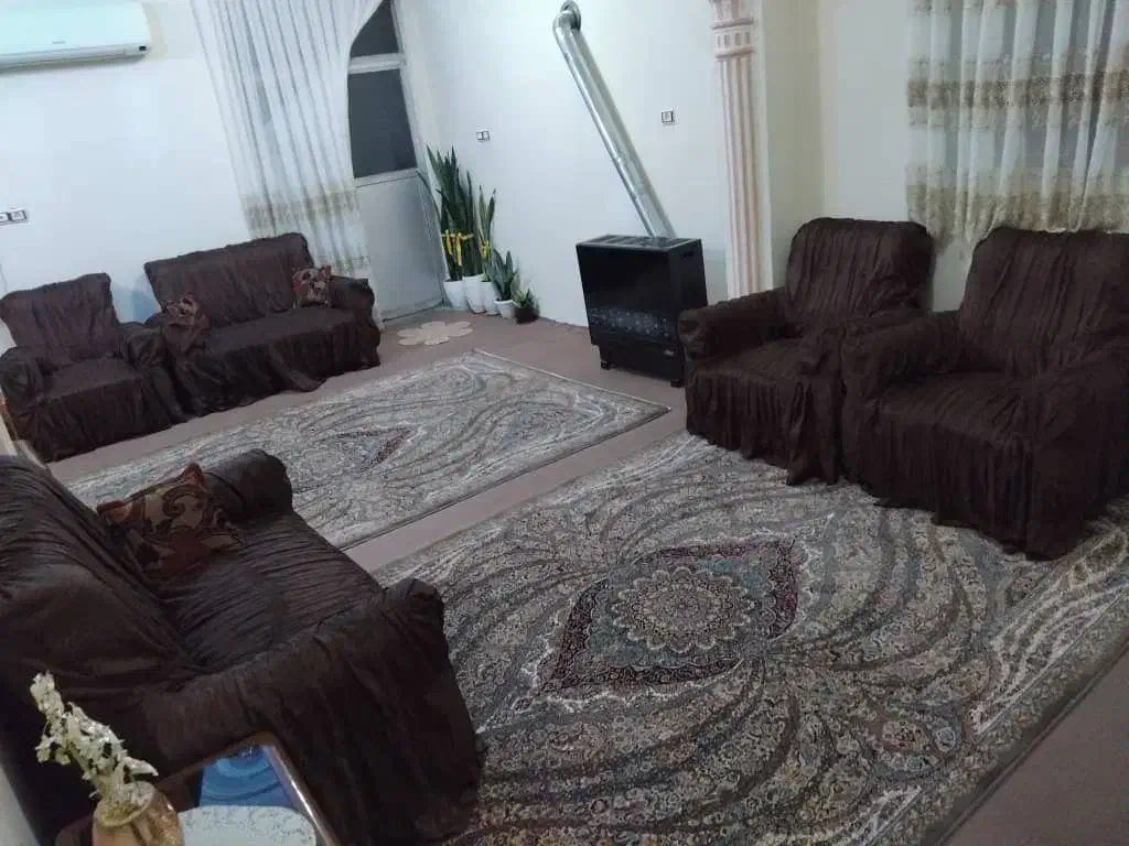 مبل تازه بعلت  و تغییر مکان  بفروش میرسد|مبلمان خانگی و میز عسلی|احمدسرگوراب, |دیوار