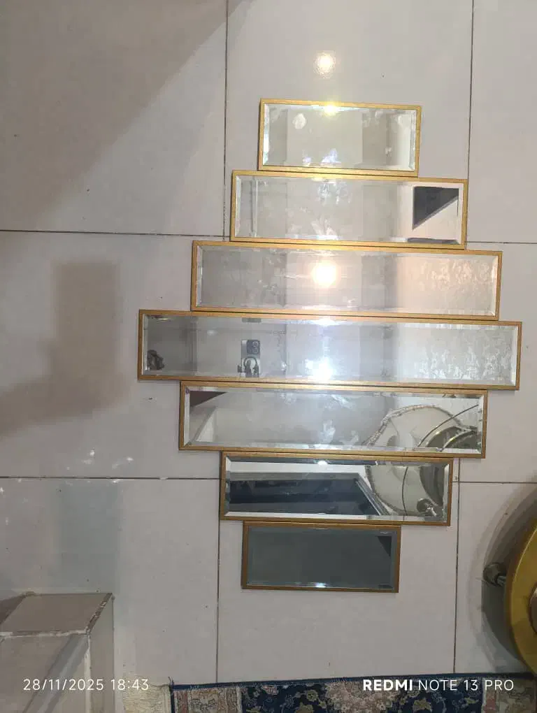 ایینه|آینه|جم, |دیوار