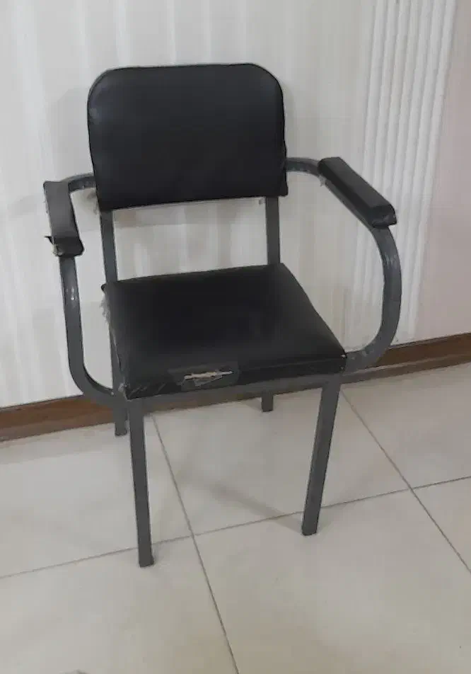 صندلی فلزی|میز و صندلی غذاخوری|مشهد, بهمن|دیوار