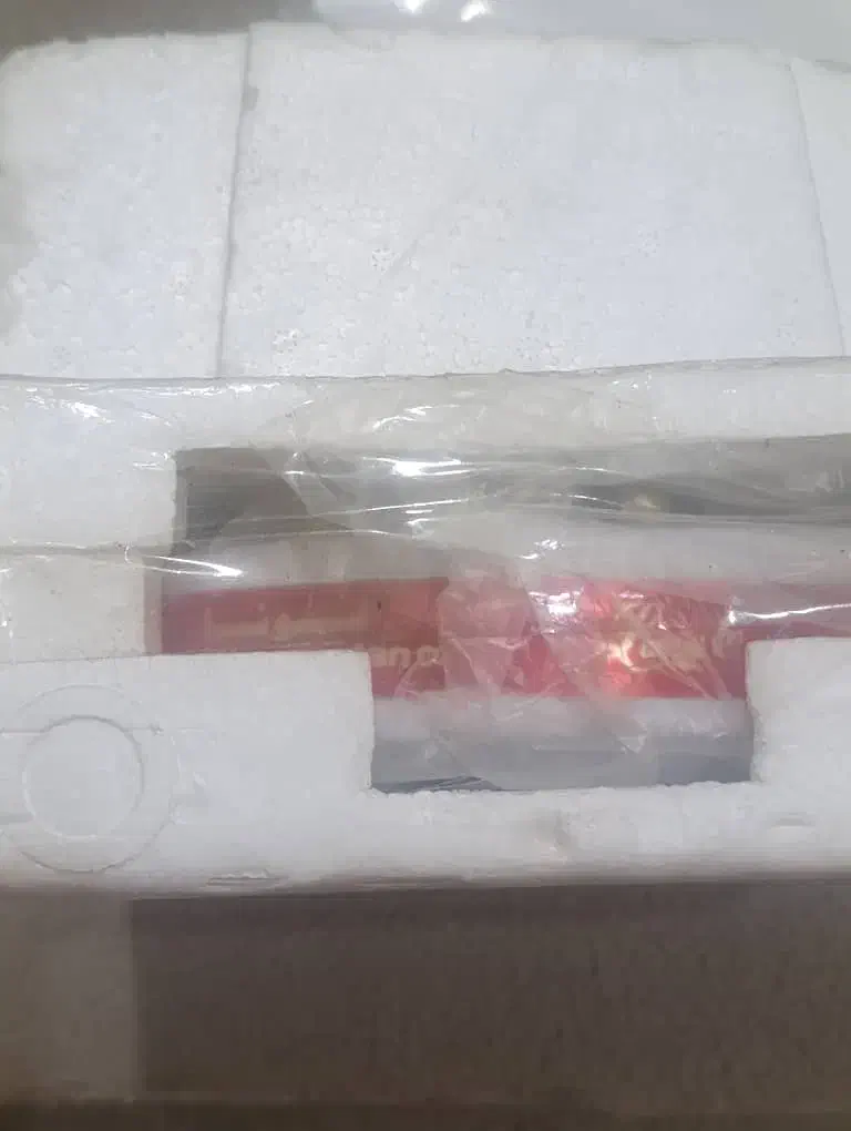 پنکه سقفی قدیمی تو پلاستیک هستش|پنکه و تصفیه‌کنندهٔ هوا|اندیمشک, |دیوار