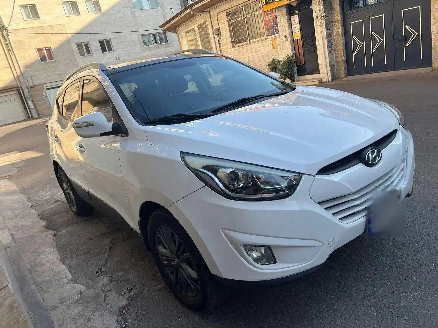 توسان جفت دیفرانسیل ۲۰۱۴|خودرو سواری و وانت|رشت, گلسار|دیوار