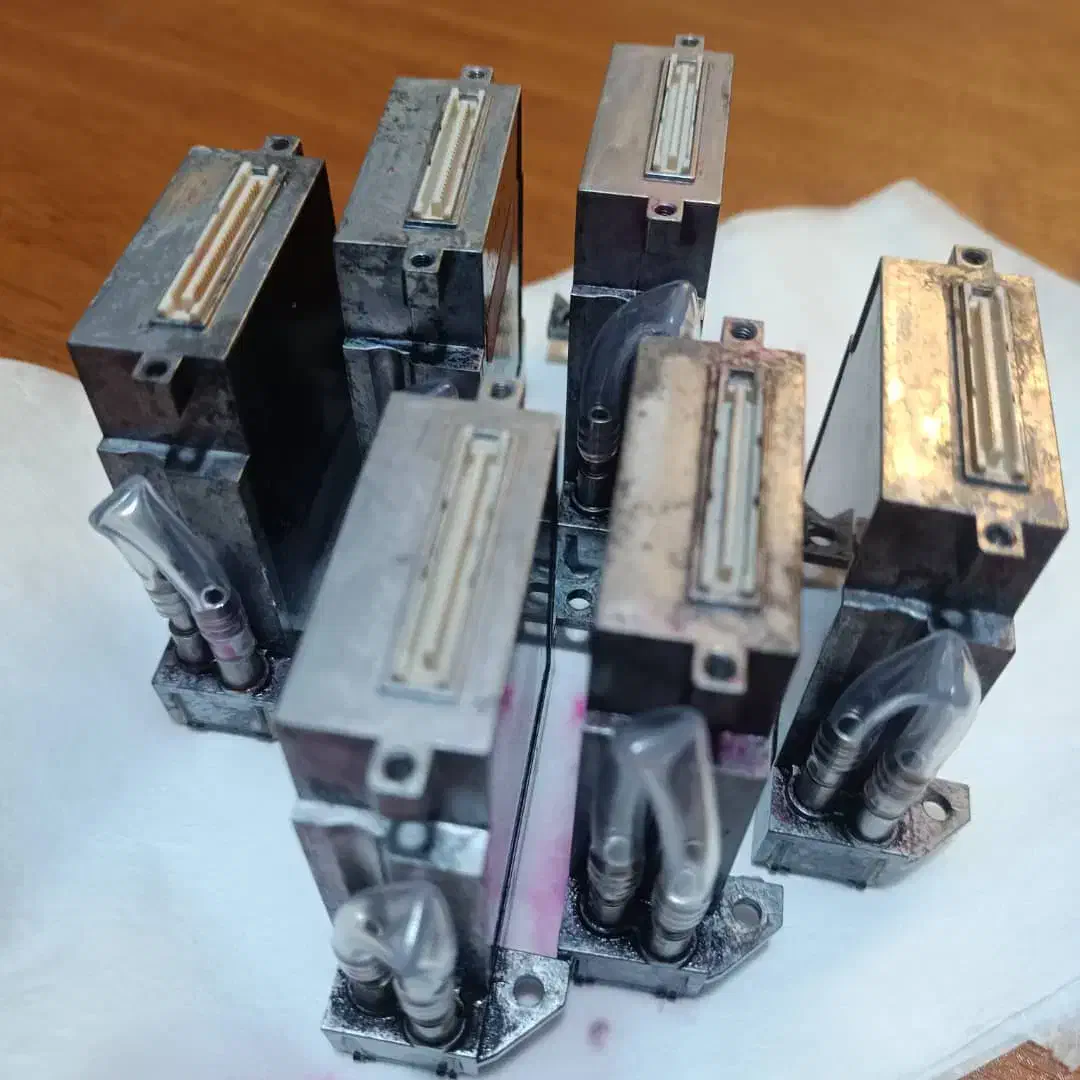 هد دستگاه چاپ بنر کونیکا 512 ،512 آی استوک|پرینتر، اسکنر، کپی، فکس|تهران, مینای جنوبی|دیوار