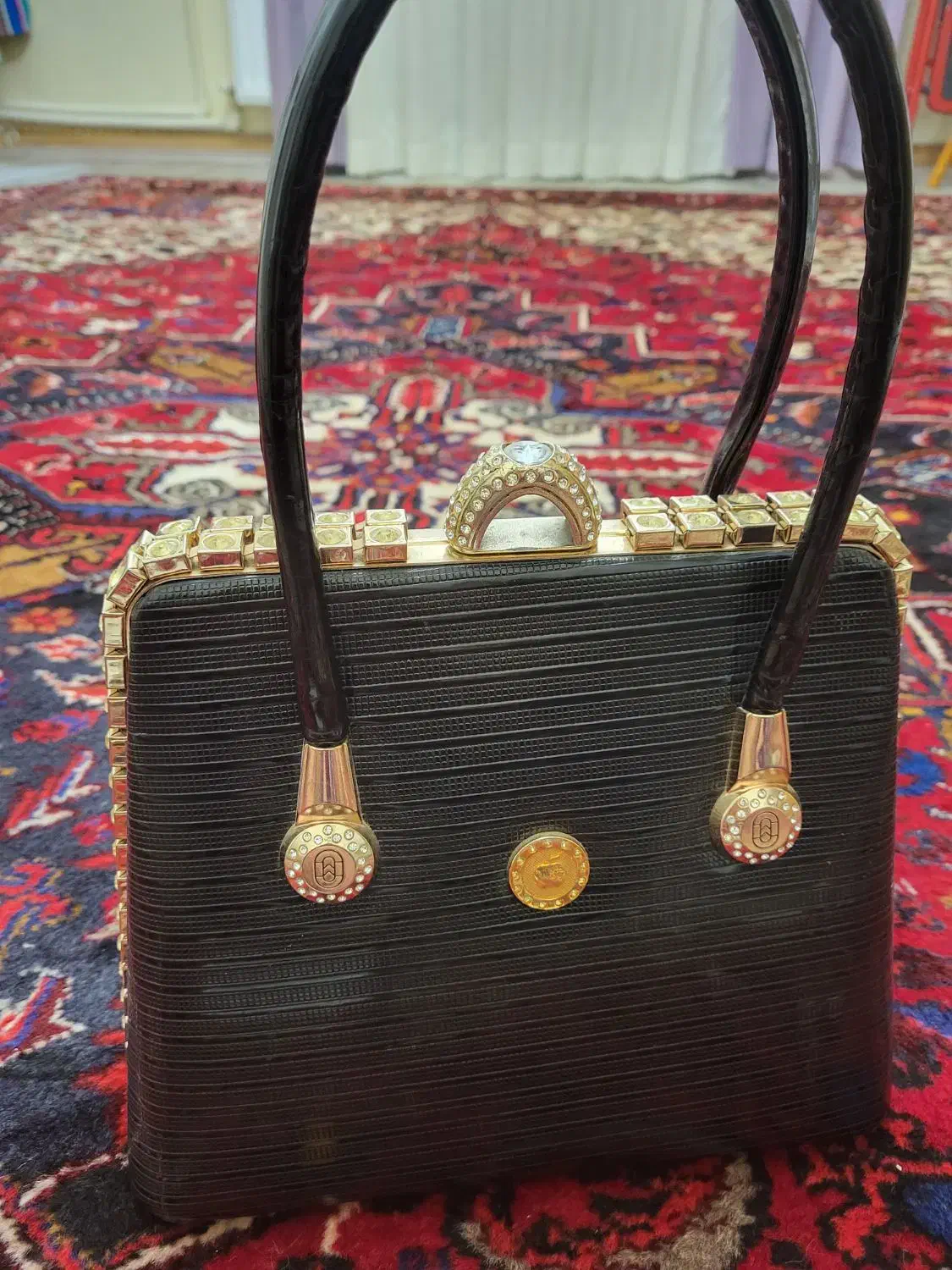 کیف مجلسی|کیف، کفش، کمربند|تبریز, |دیوار