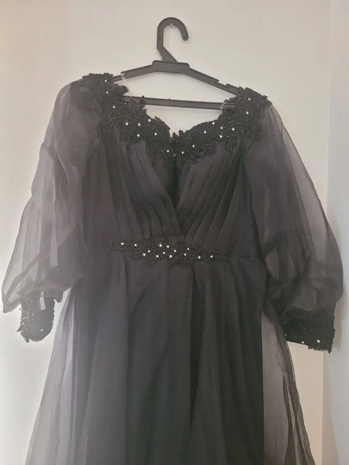 لباس مجلسی|لباس|هشتگرد, شهرک ولیعصر (مصلی)|دیوار