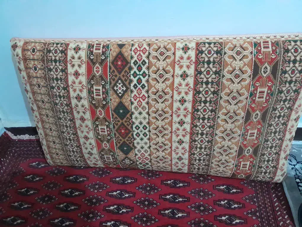 یک جفت پشتی سالم|پشتی|کرج, حیدرآباد|دیوار