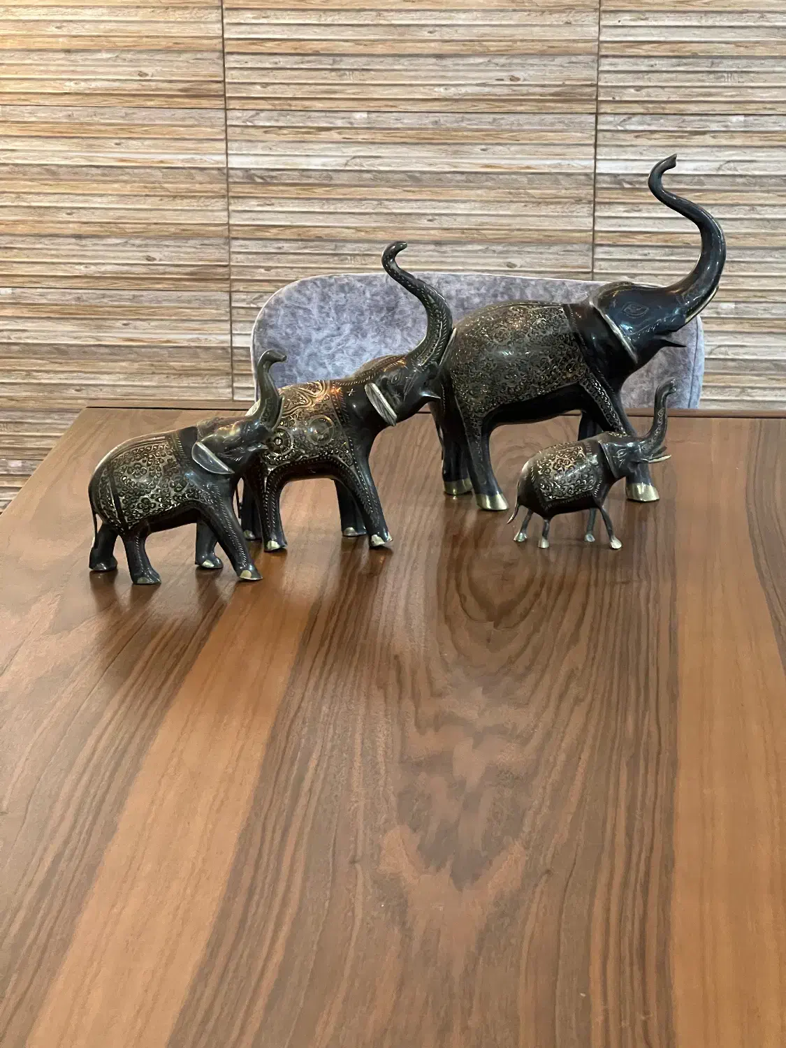 فیل برنجی|مجسمه، تندیس، ماکت|پارس‌آباد, |دیوار