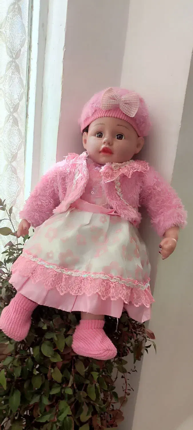 عروسک در حد نو|اسباب‌بازی بچه|ایوان, |دیوار