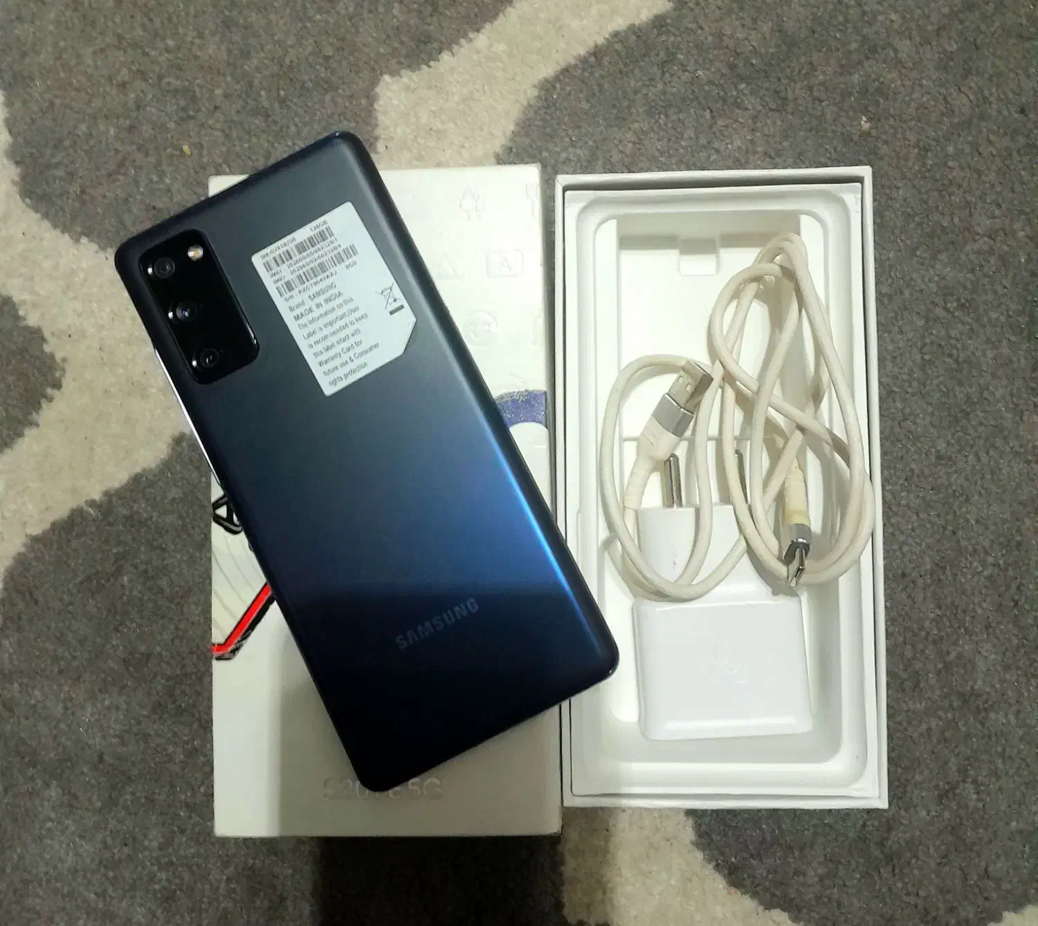 موبایل فروشی Galaxy S20 FE5G در حد نو|موبایل|تهران, الهیه|دیوار