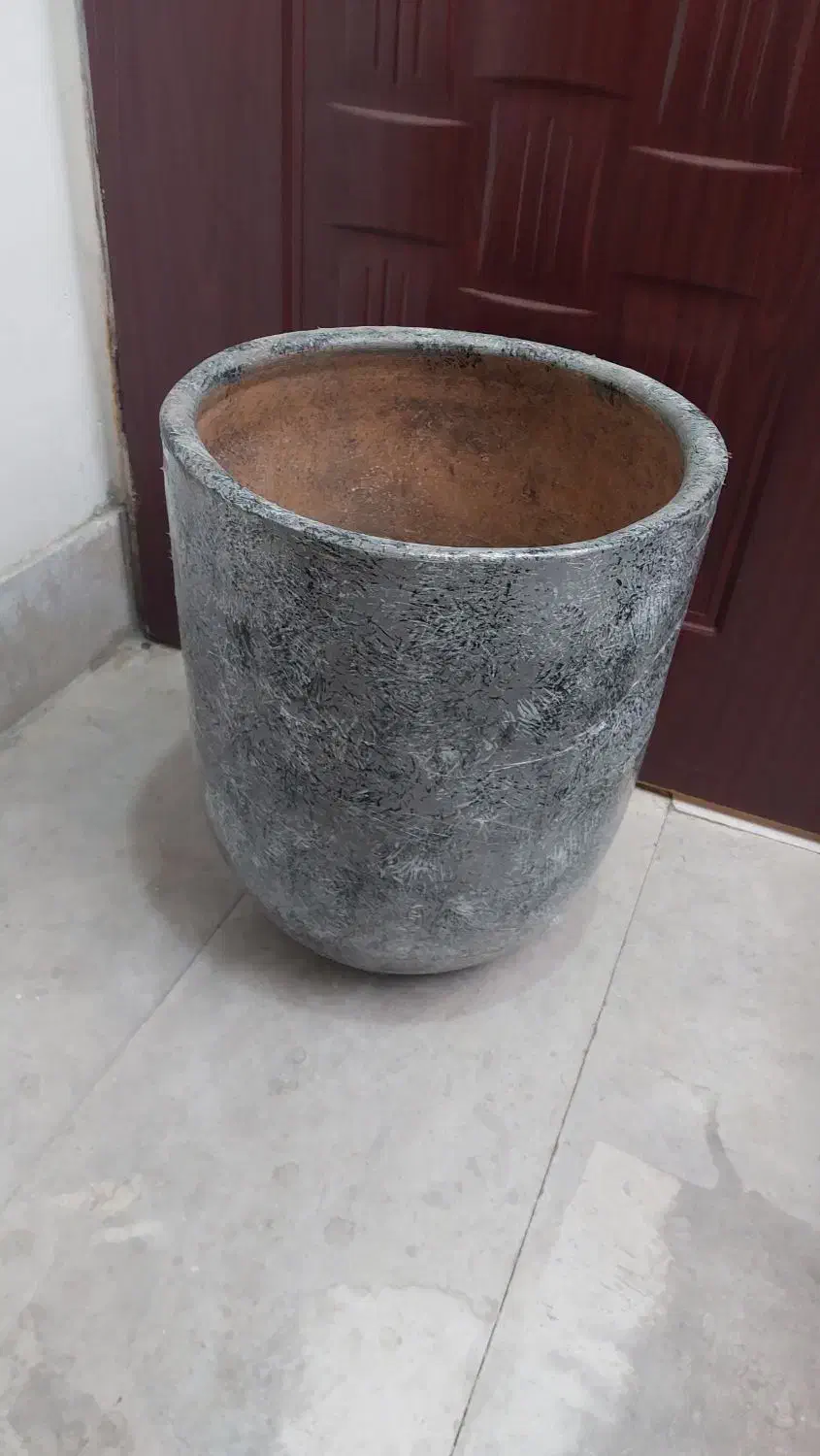 گلدان سفالی بزرگ|گل و گیاه طبیعی|مشهد, آزادشهر|دیوار