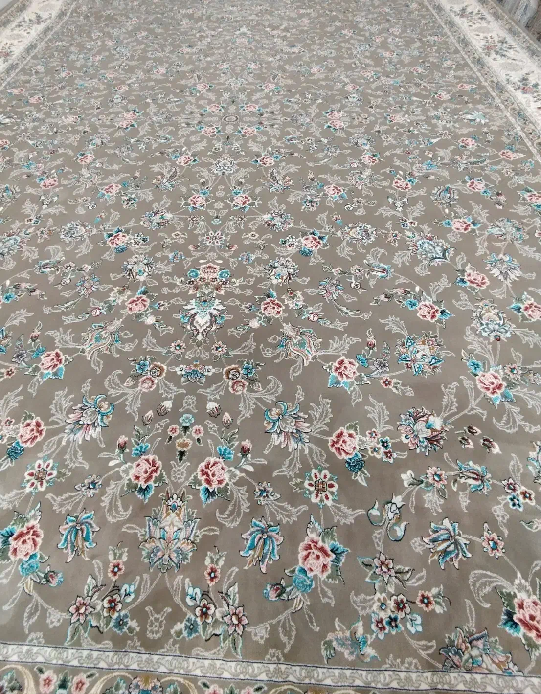 فرش ۱۲متر تراکم بالا جنس خوب|فرش|بیرجند, |دیوار