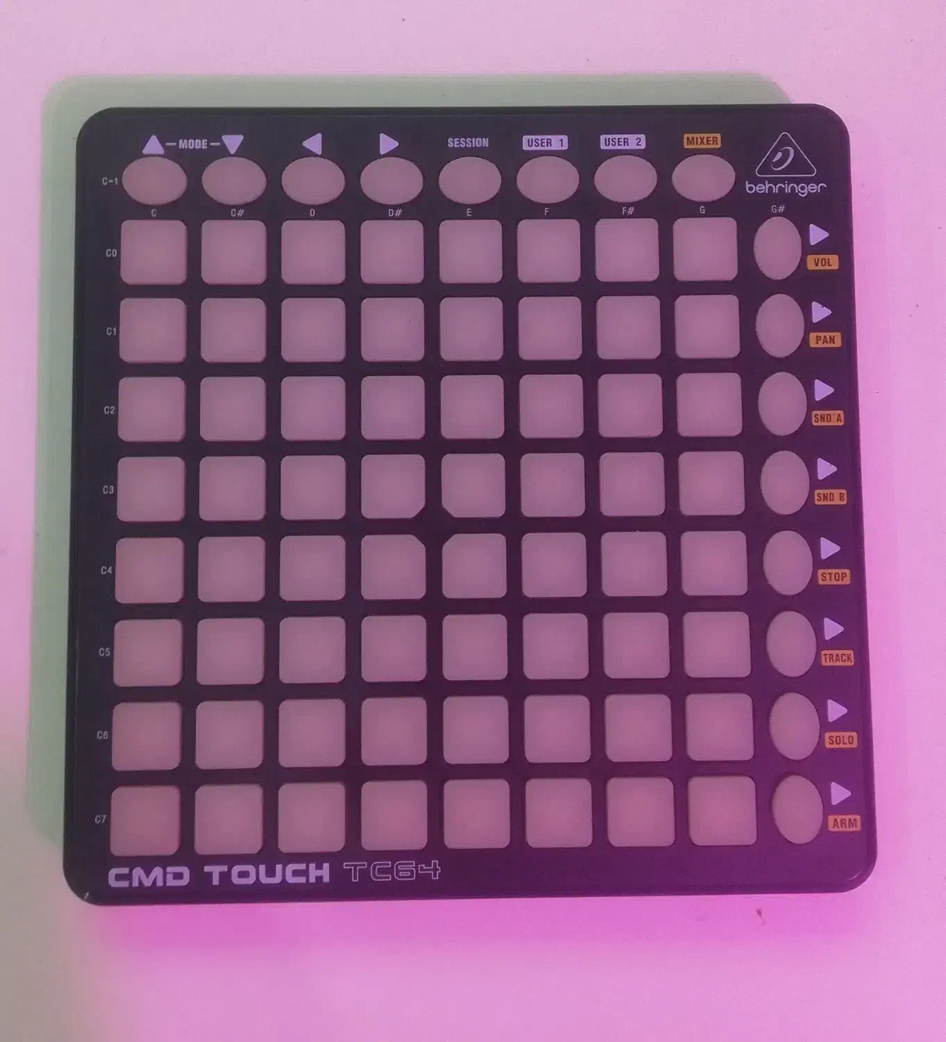 لانچ پد بهرینگر دیجی|آلات موسیقی|شاهین‌شهر, عطار|دیوار