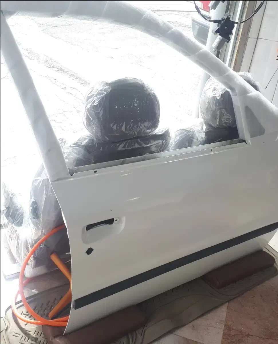 درب شاگرد وعقب چپ،گلگیرراست.فابریک سمندسفید|قطعات یدکی و لوازم جانبی|اشنویه, |دیوار