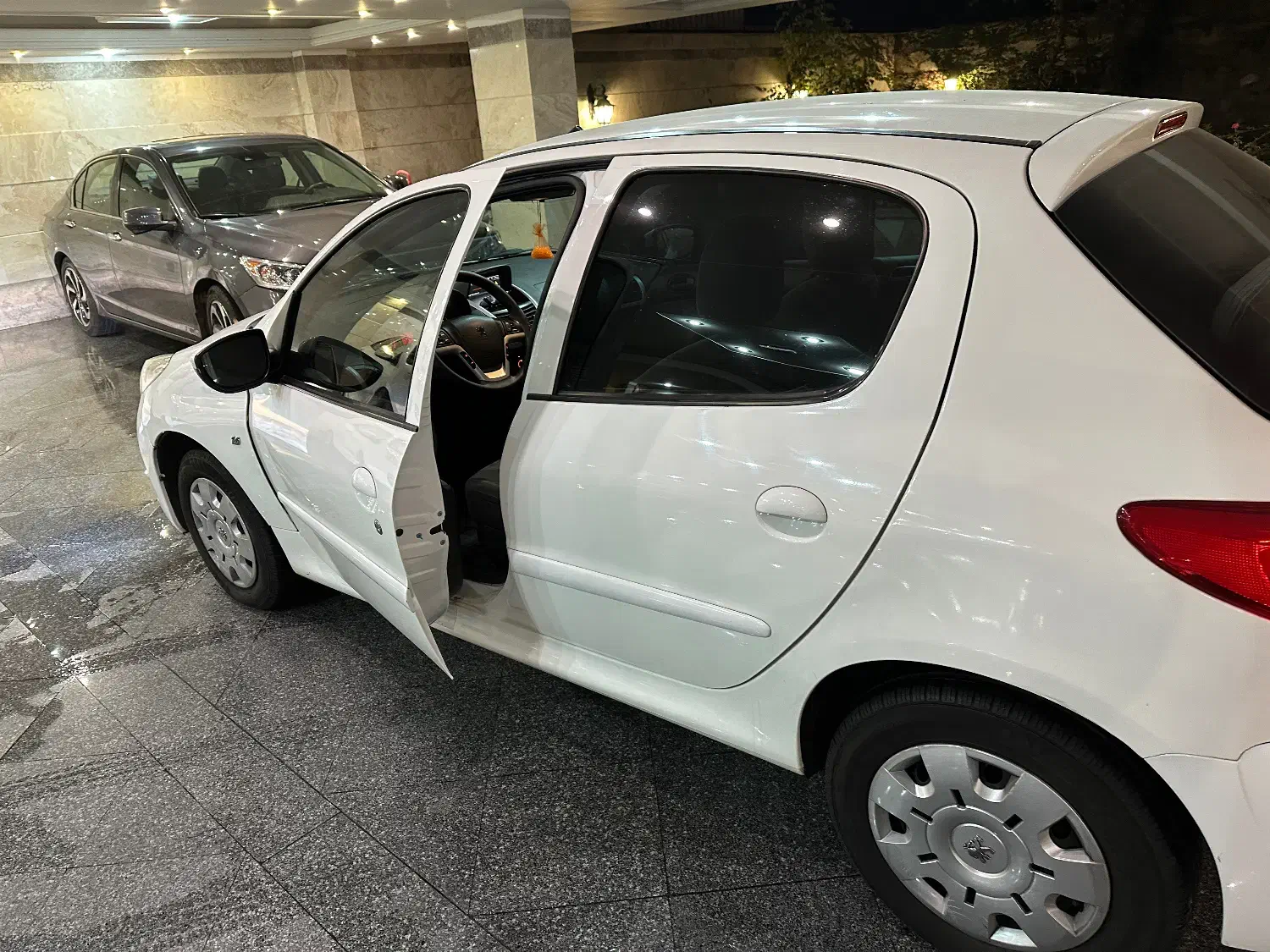 207|خودرو سواری و وانت|تهران, حشمتیه|دیوار