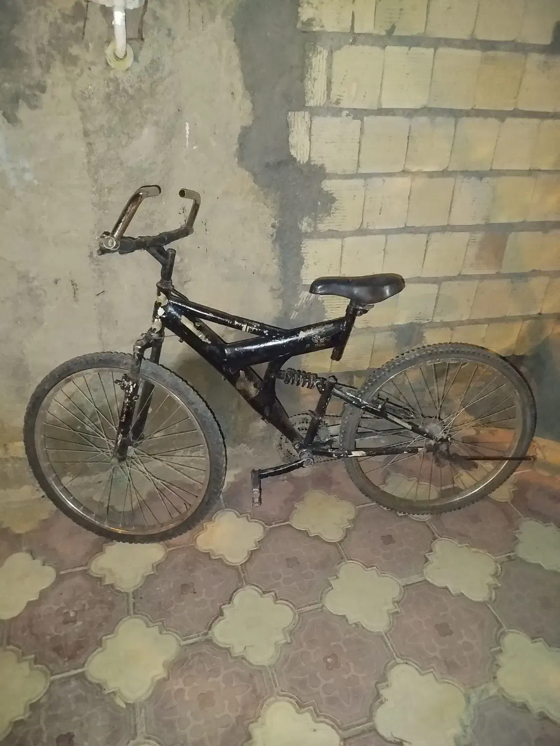 دوچرخه 26|دوچرخه، اسکیت، اسکوتر|زنده رود, |دیوار