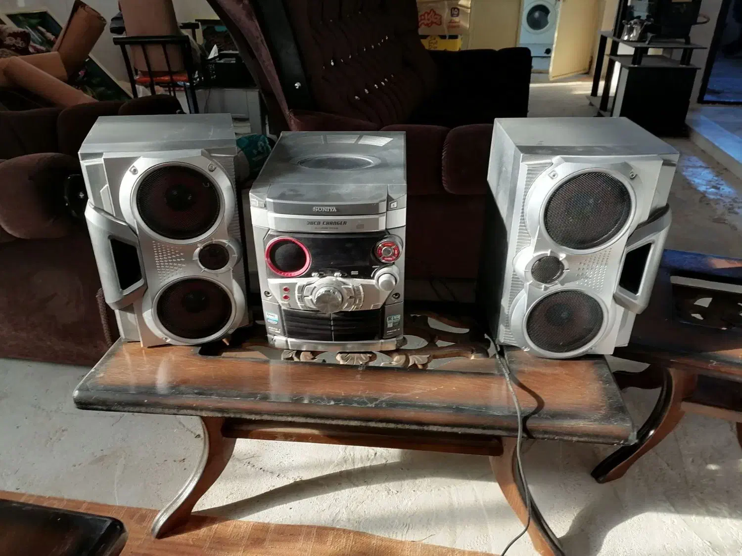 دی وی دی|سیستم صوتی خانگی|زبرخان, |دیوار