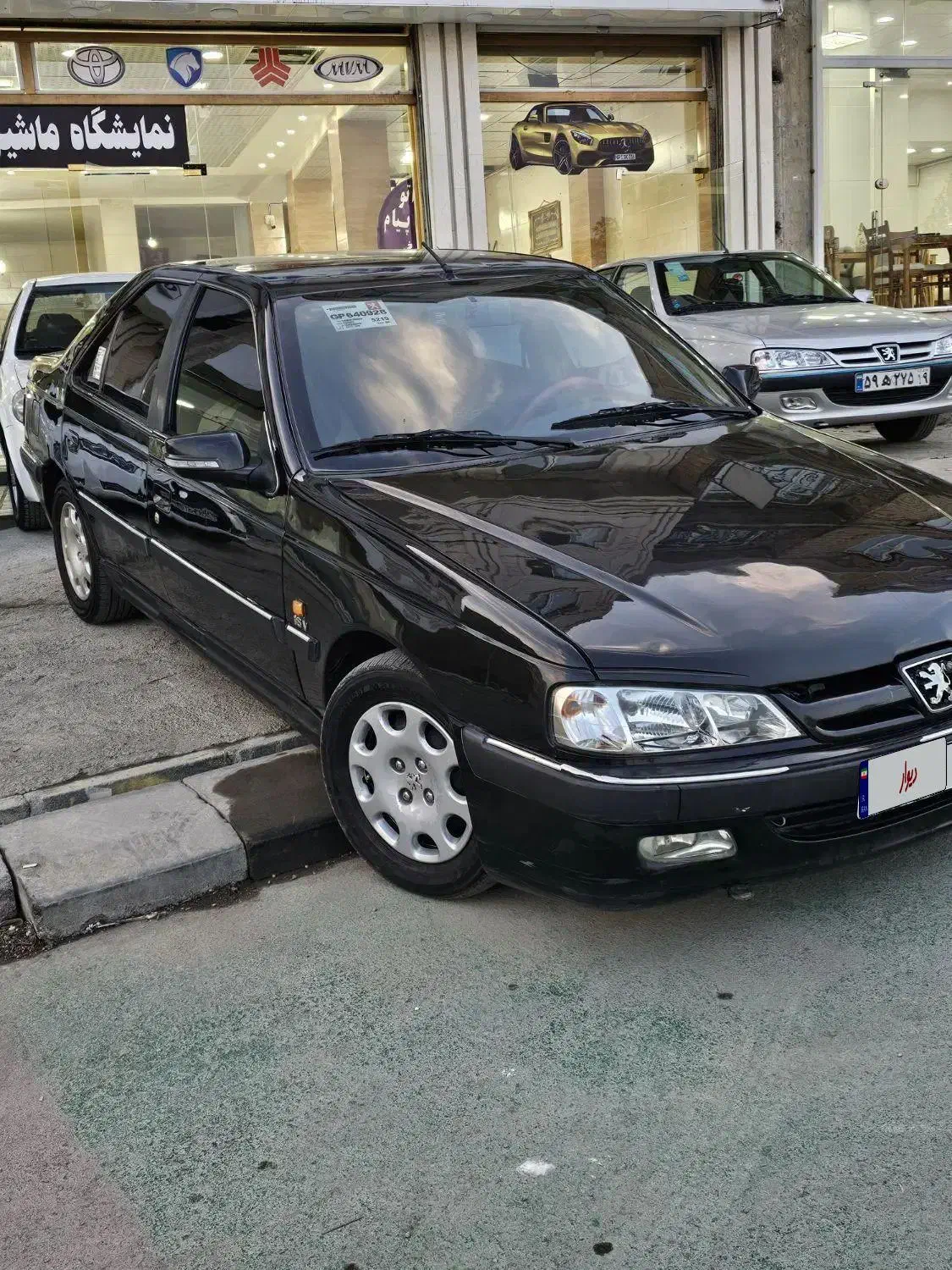 پژو پارس مدل 82 مشکی درجه یک|خودرو سواری و وانت|سنندج, |دیوار