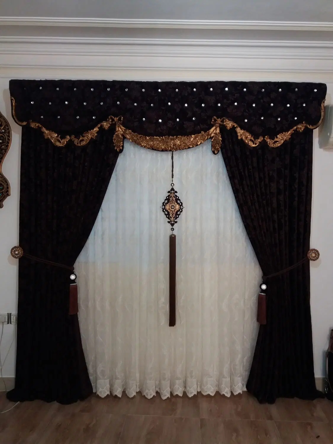 کتیبه|پرده، رانر، رومیزی|رشت, یخسازی|دیوار
