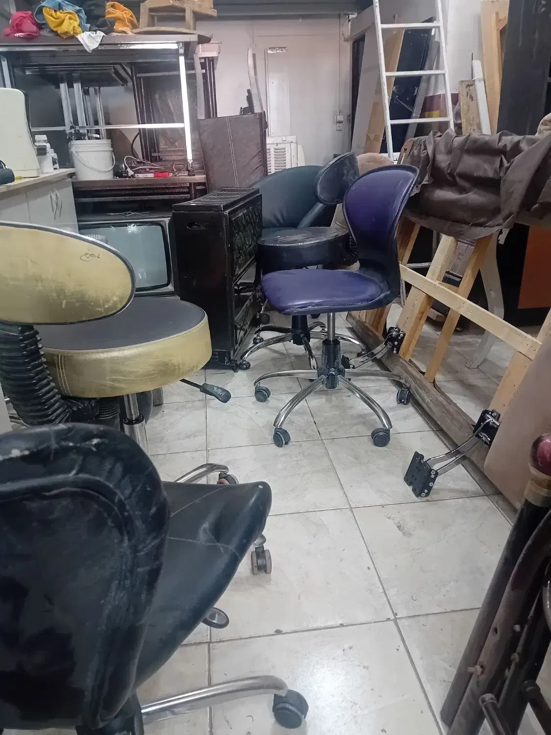 صندلی گردون جک دار همشون سالم و بدون ایراد|صندلی و نیمکت|تبریز, |دیوار