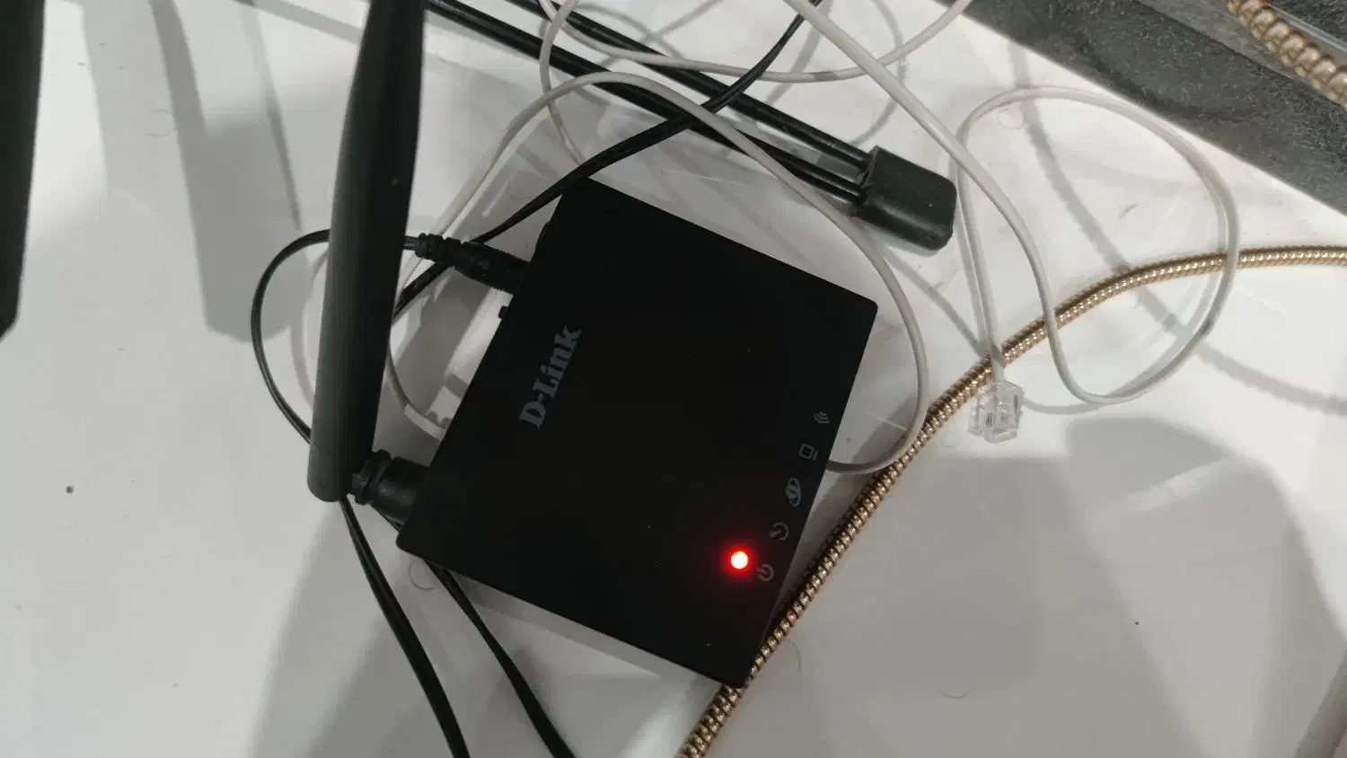 مودم D-Link مدل 2700U|مودم و تجهیزات شبکه|شیراز, ابیوردی|دیوار