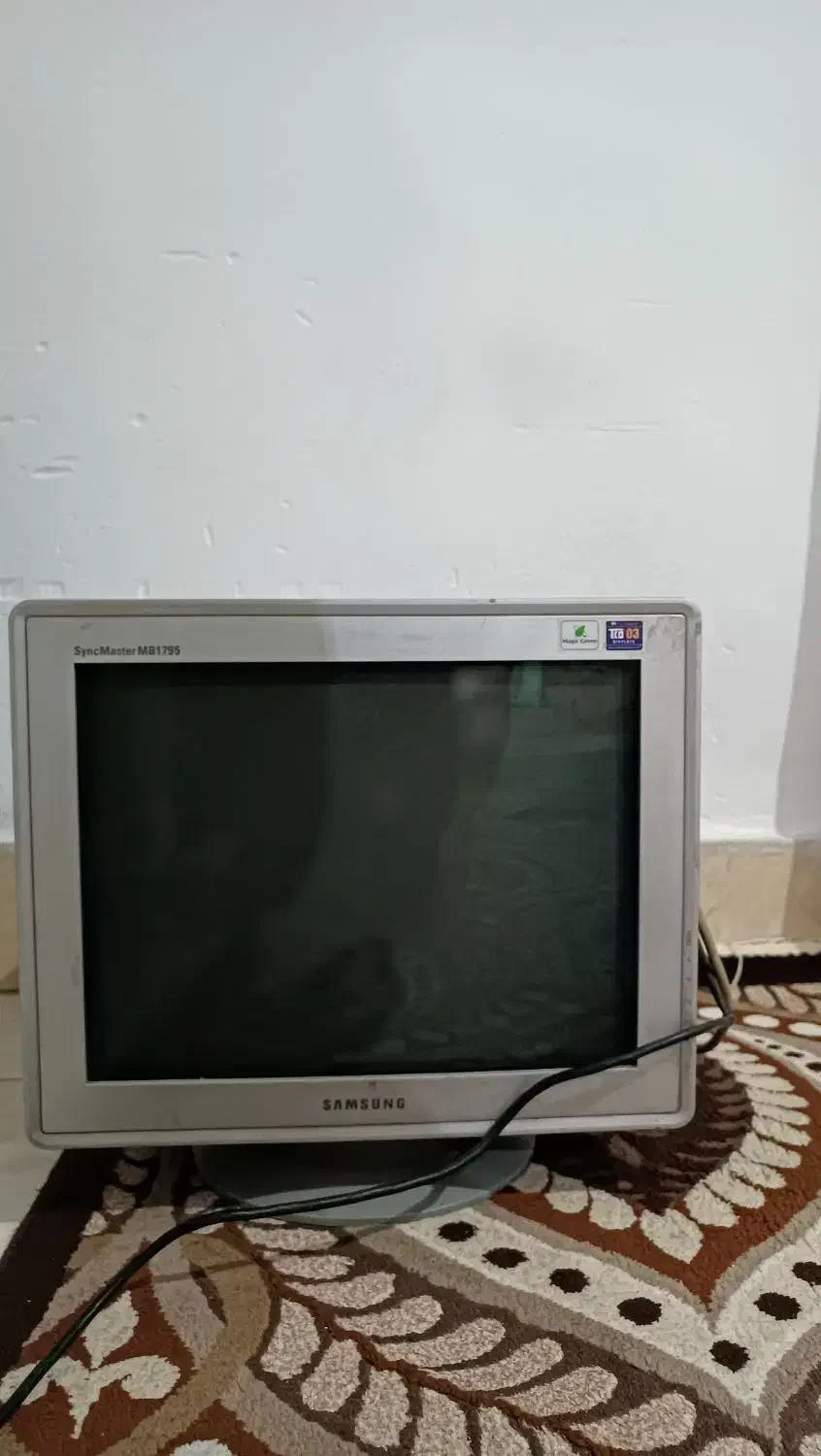 مانیتورکامپیوتر|رایانه رومیزی|باقرشهر, |دیوار