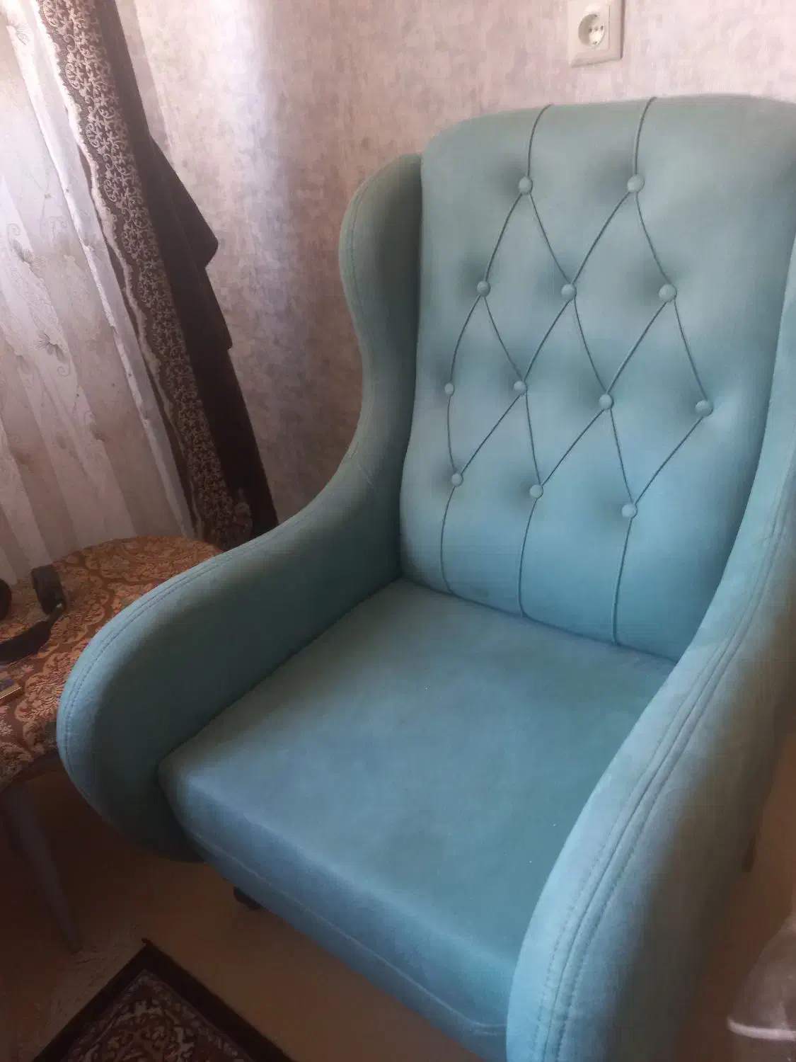 مبلمان درحد نو|مبلمان خانگی و میز عسلی|فولادشهر, مسکن مهر فولادشهر|دیوار