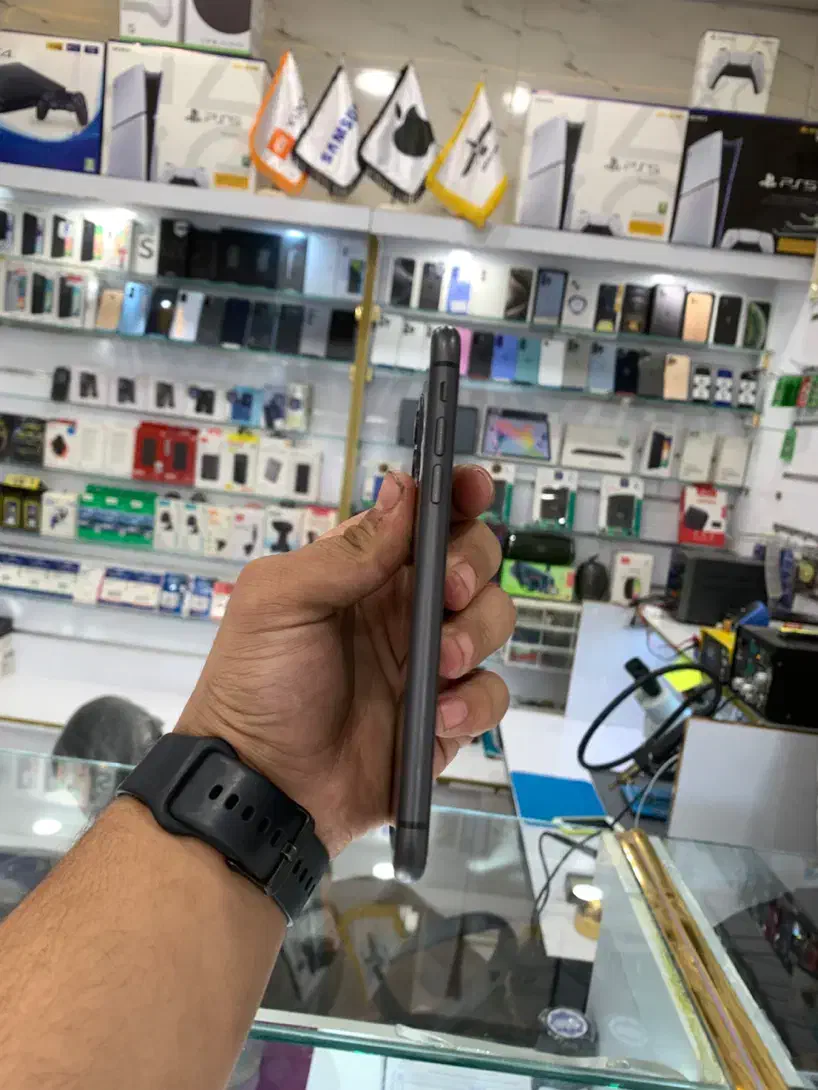 IPhone 11|موبایل|همدان, |دیوار