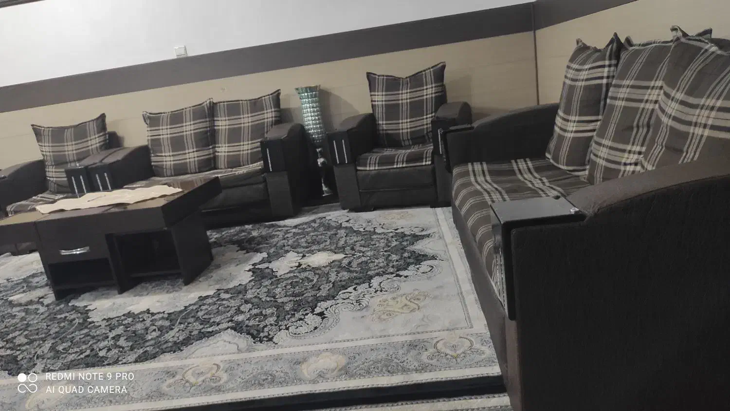 مبل|مبلمان خانگی و میز عسلی|قروه, |دیوار