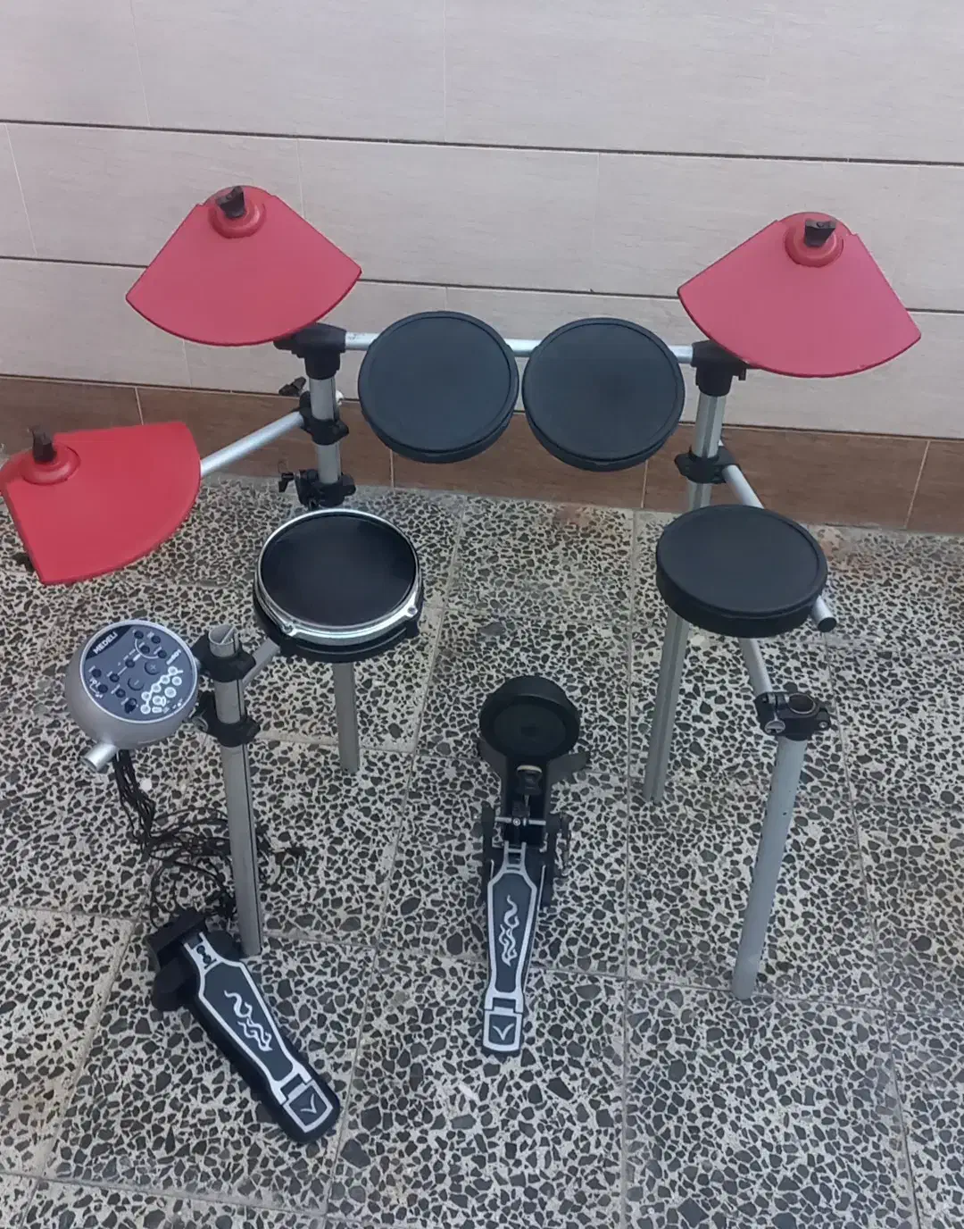 ویدارم|درام و پرکاشن|گنبد کاووس, |دیوار