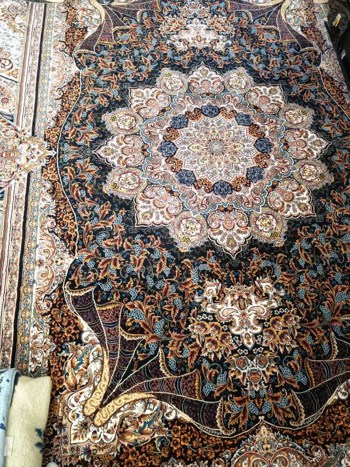 باسلام سه تخت فرش نقشه فاخر|فرش|سنندج, |دیوار