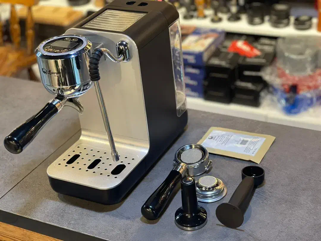 اسپرسو ساز نیمه صنعتی لواک|سماور، چای‌ساز، قهوه‌ساز|کرج, مجتمع صنفی صنعتی|دیوار