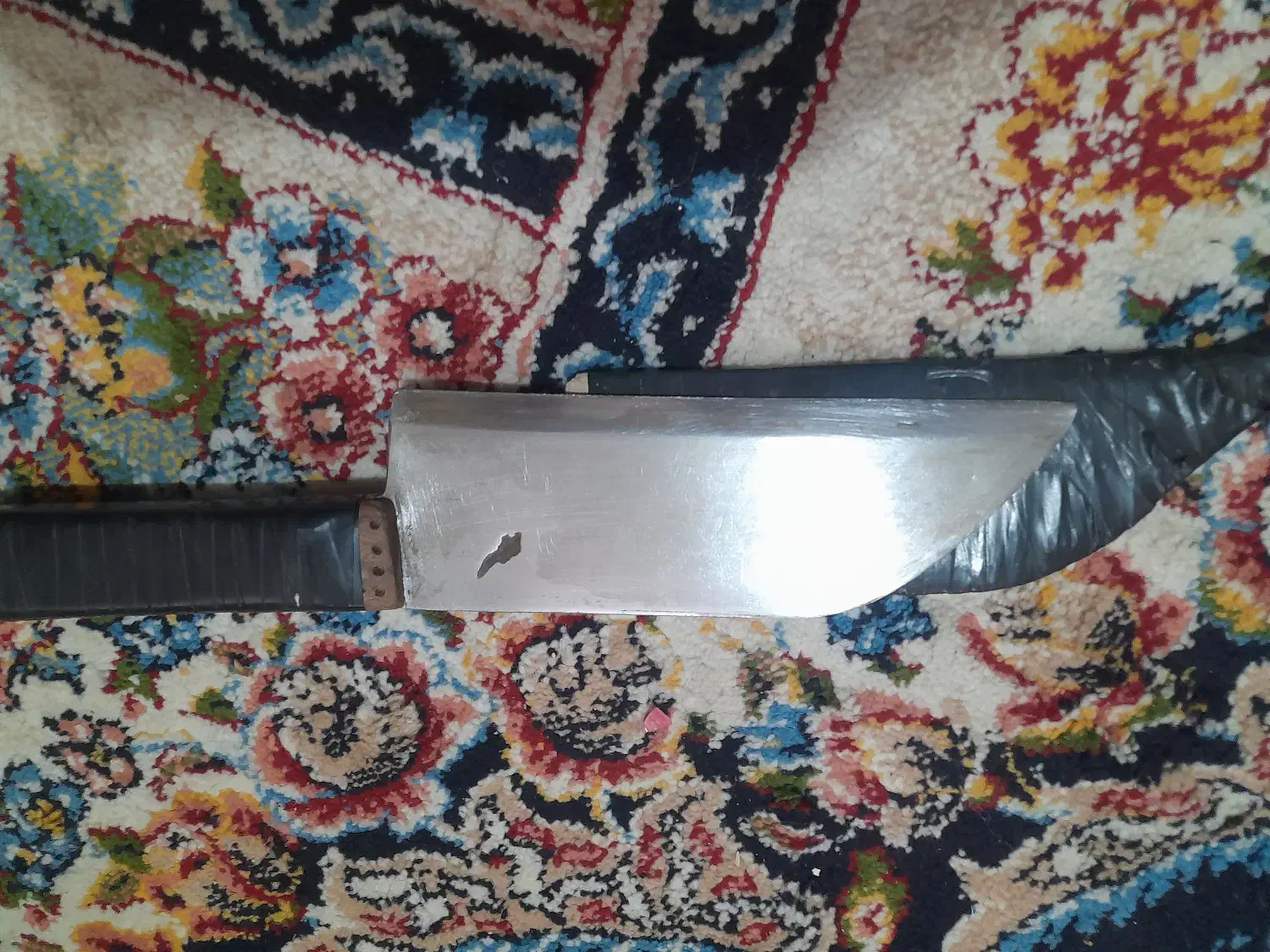 ساطور|کلکسیون اشیاء عتیقه|شاهین‌شهر, عطار|دیوار