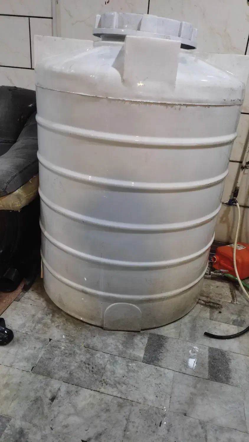 تانکر۱۰۰۰ لیتری سه لایه|مصالح و تجهیزات ساختمان|اسدآباد, |دیوار