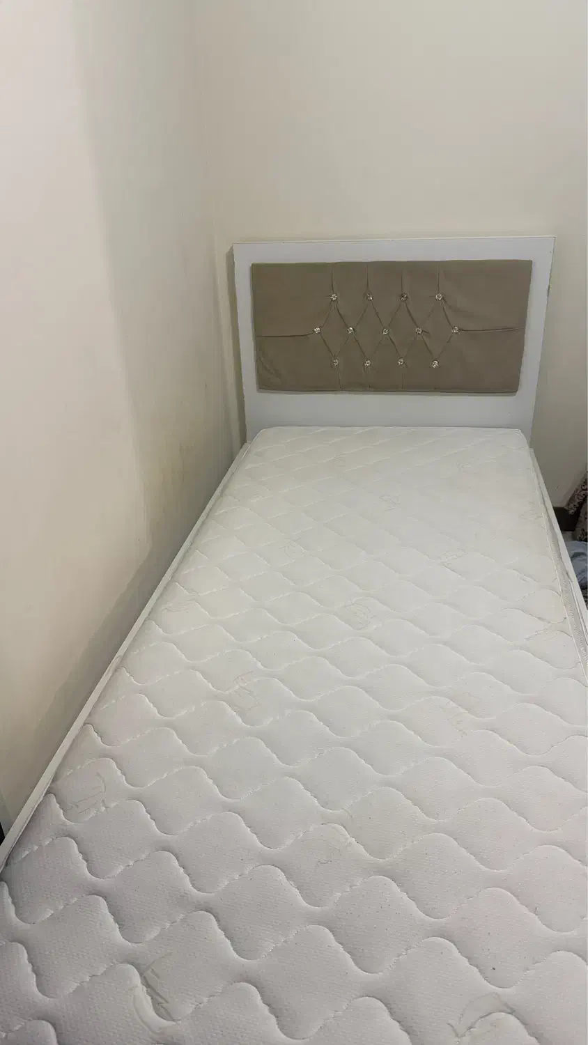 تخت یک نفره ام دی اف|تخت و سرویس خواب|کرج, شهرک بنفشه|دیوار