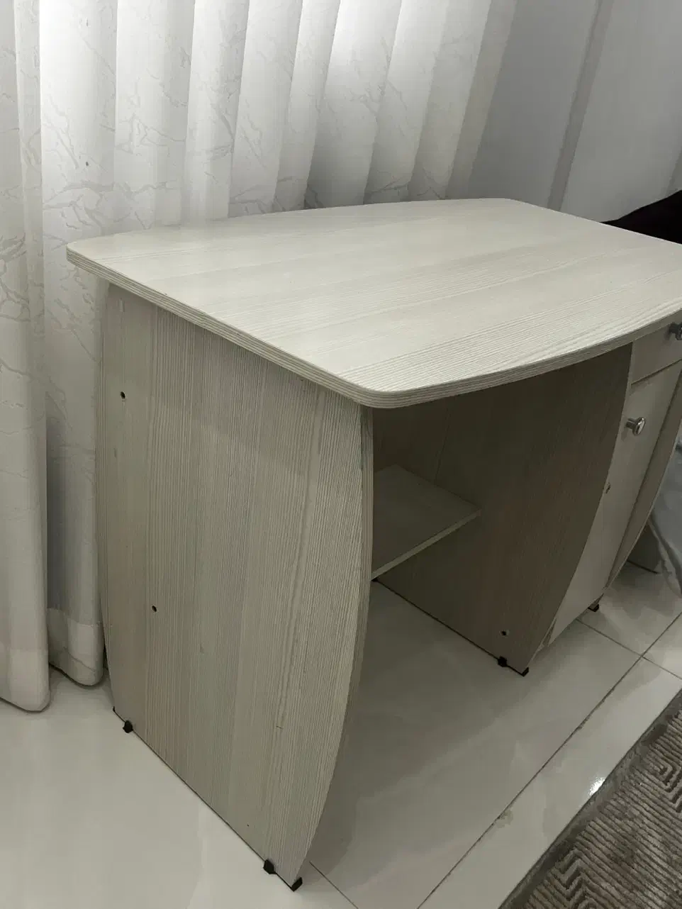 میز تحریر|تخت و سرویس خواب|مشهد, صیاد شیرازی|دیوار