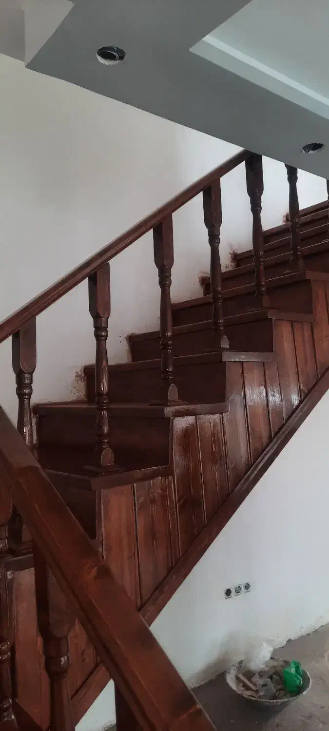 خدمات ساخت پله تمام چوب|مصالح و تجهیزات ساختمان|کلاردشت, |دیوار