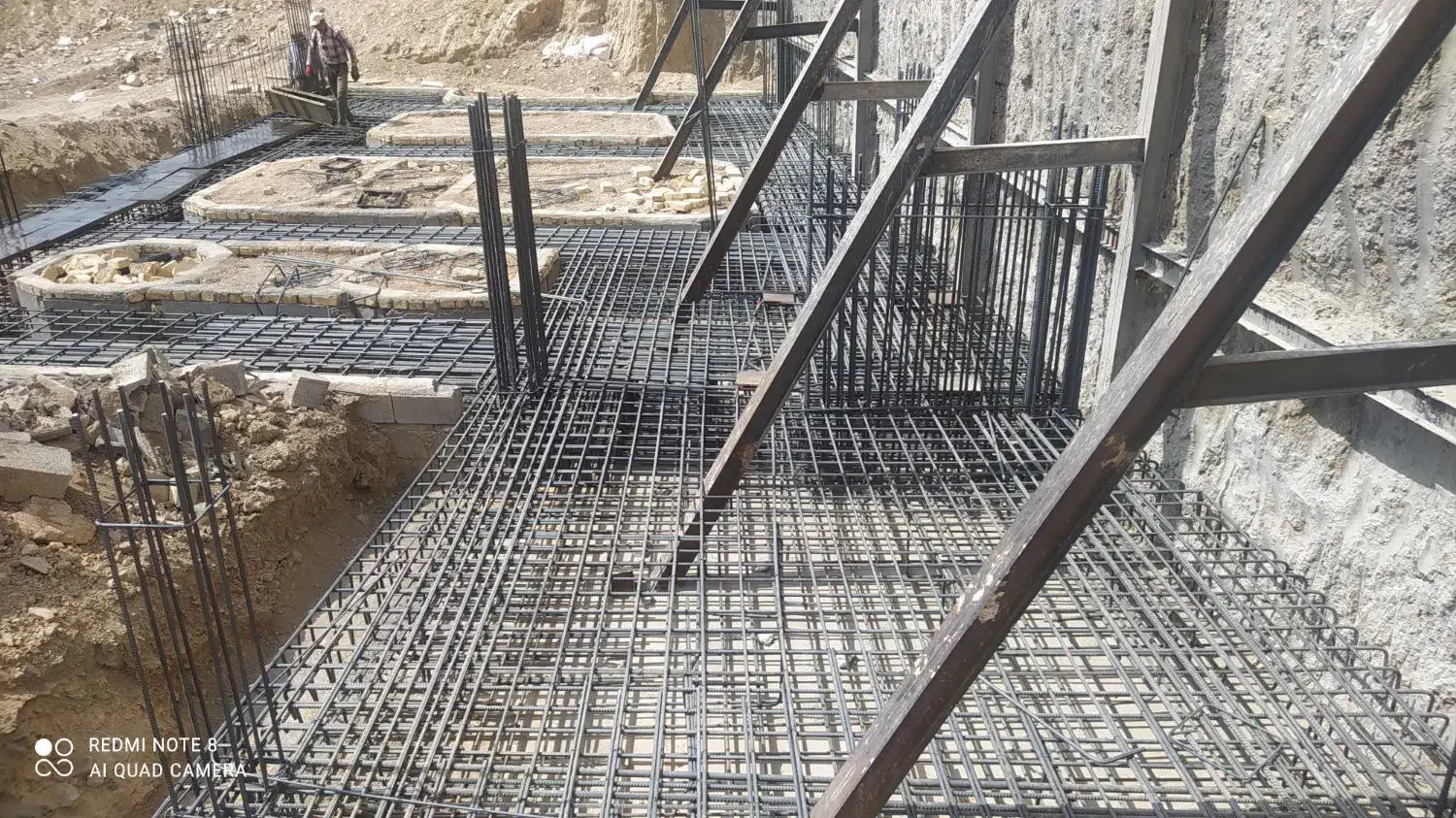 آرماتور بندی و قالب بندی|خدمات پیشه و مهارت|اصفهان, عباسآباد|دیوار