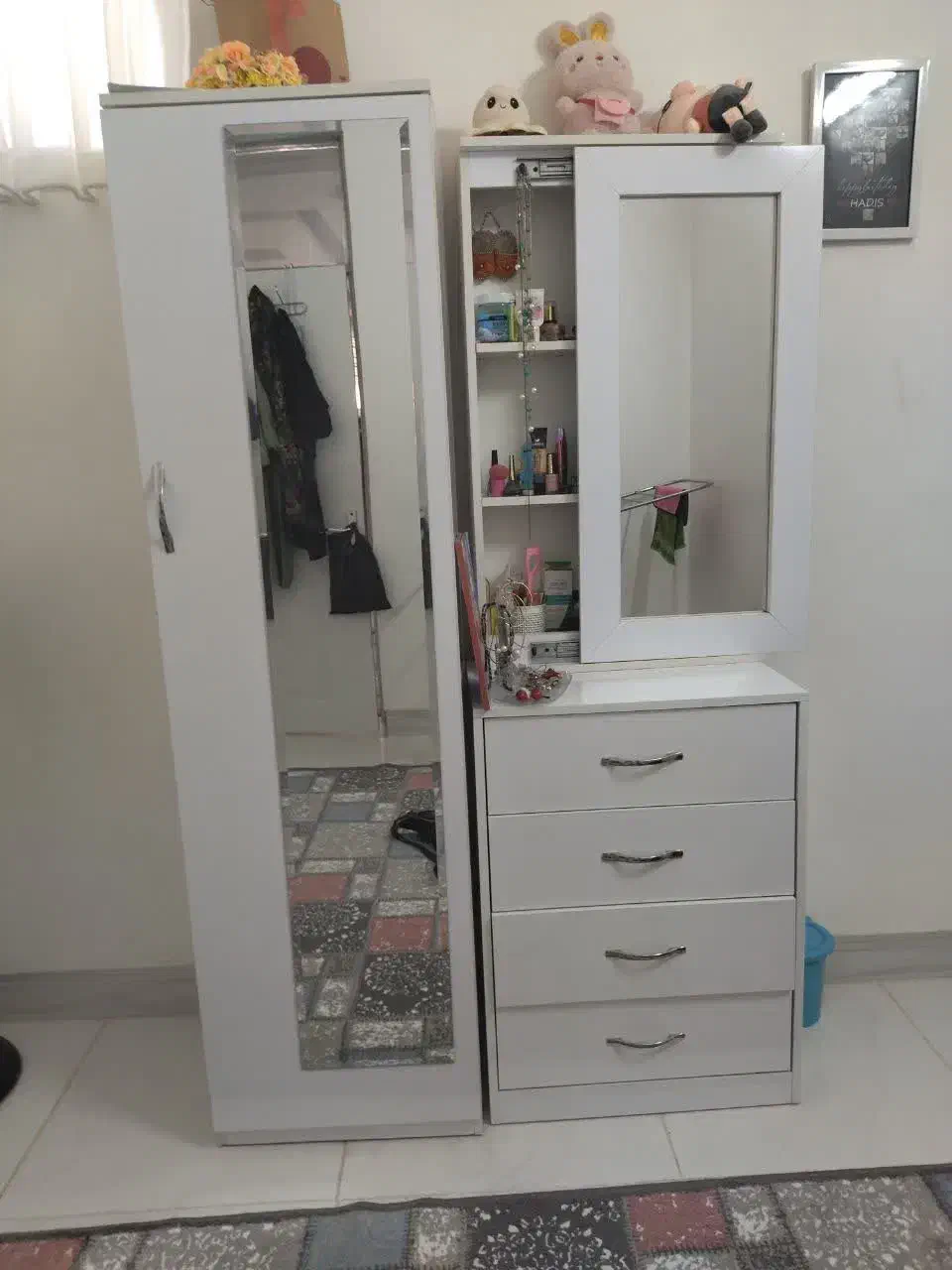 فقط یکساله خریدنش خیلی تمیز و نوهست|جاکفشی، کمد، دراور|بردسکن, |دیوار