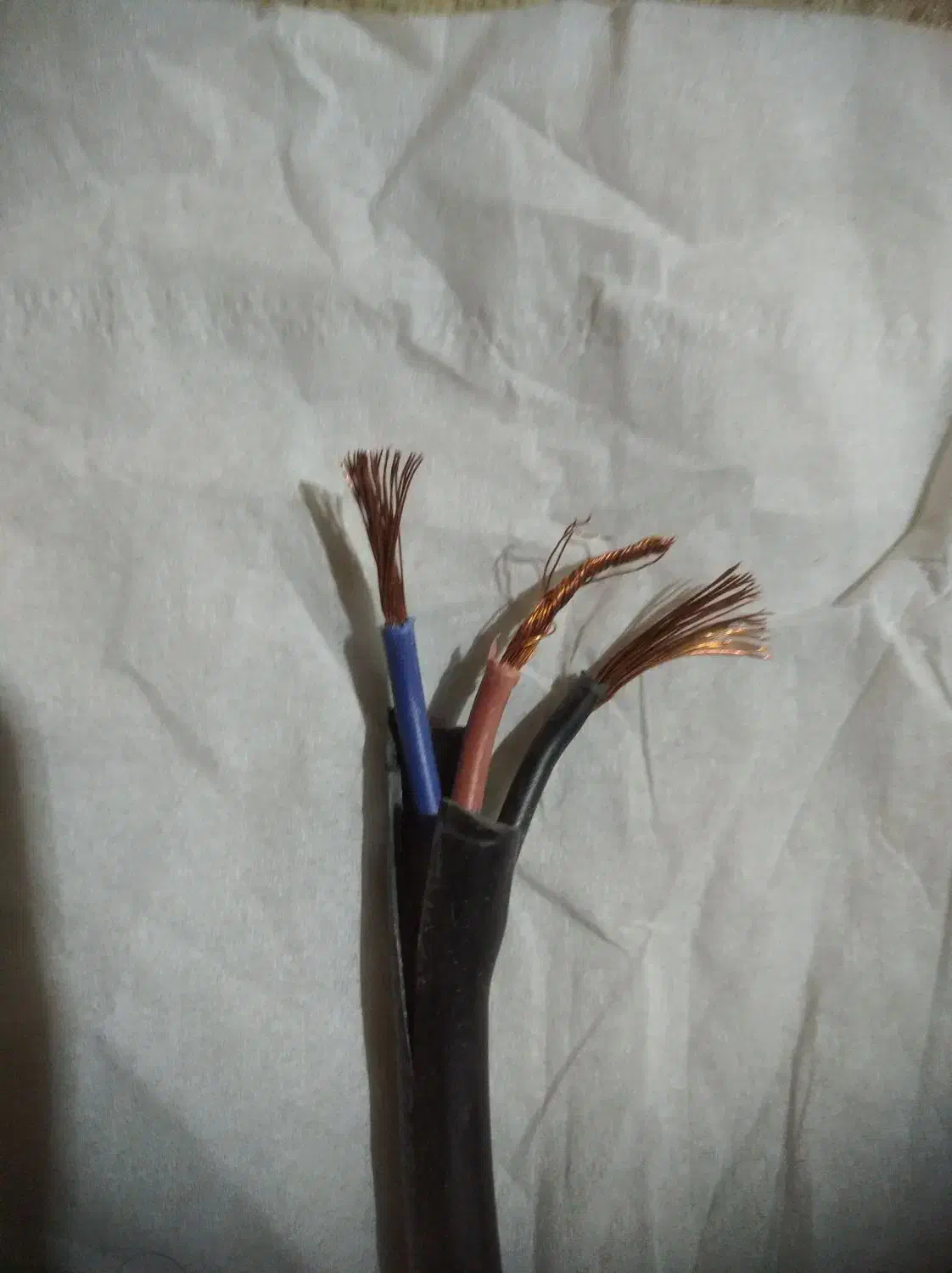 کابل 4|سایر لوازم برقی|زاهدان, |دیوار