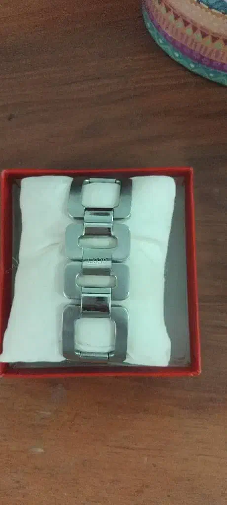 ساعت مچی مردانه|ساعت|بابل, |دیوار