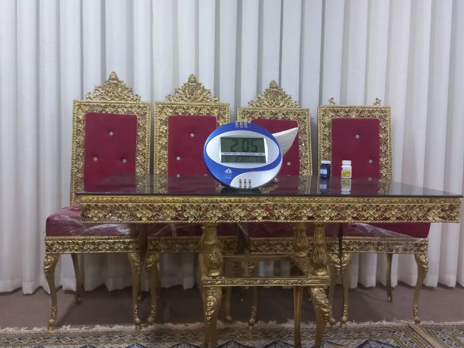 میز صبحانه خوری|میز و صندلی غذاخوری|یاسوج, |دیوار