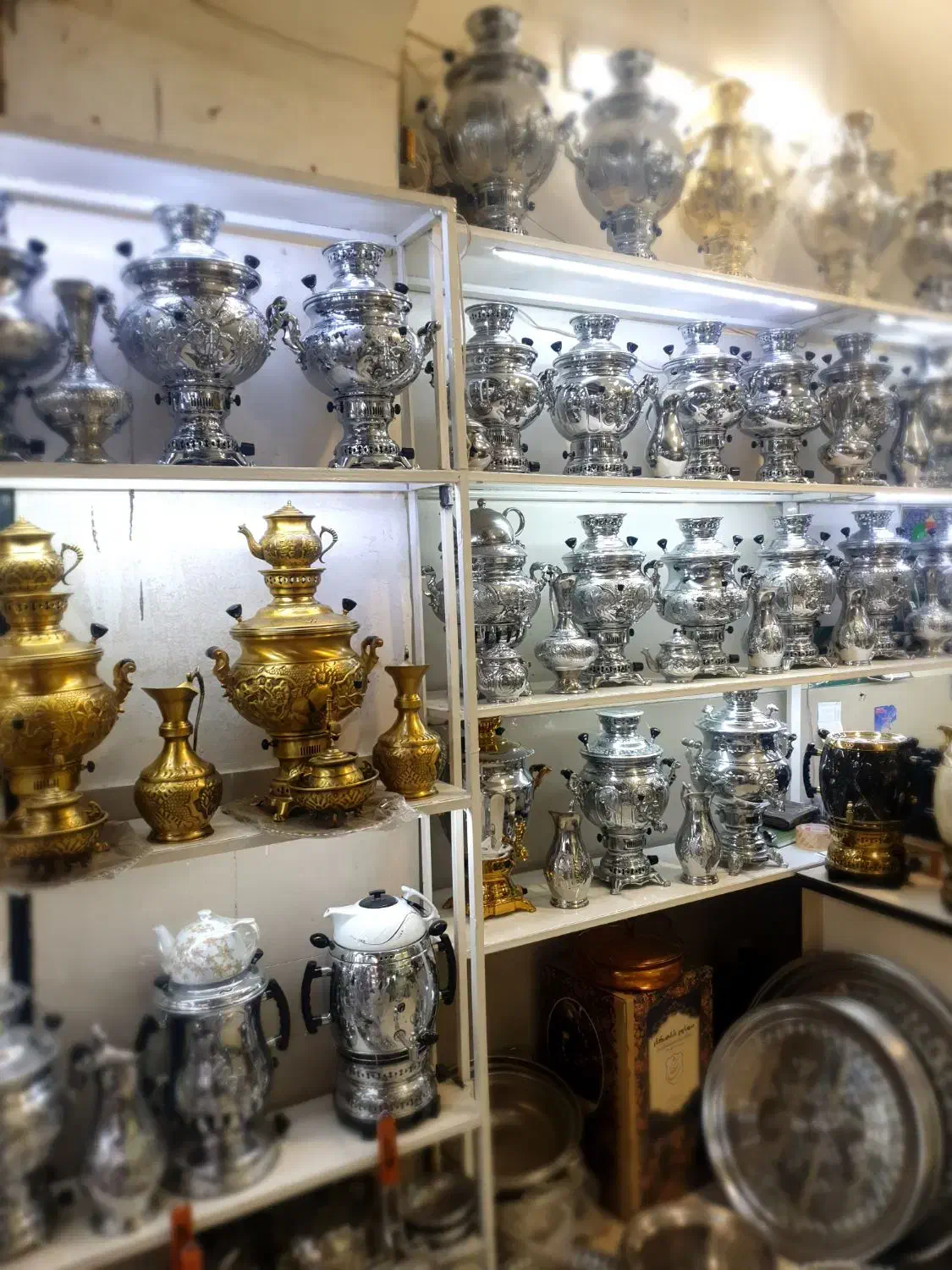 yrrسماور ذغالی jfer برنجی مسی گازی زغالی برقی|سماور، چایساز، قهوهساز|اصفهان, دستگرده|دیوار