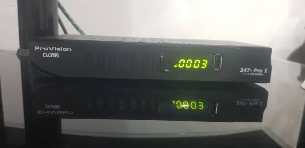 تلویزیون ۴۲ ال سی دی سامسونگ  با میز و دیجیتال|تلویزیون و پروژکتور|رشت, چمارسرا|دیوار