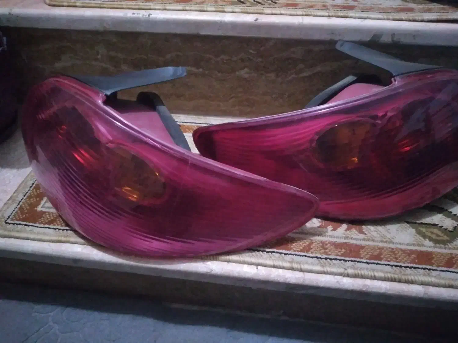 چراغ عقب۲۰۶|قطعات یدکی و لوازم جانبی|لاهیجان, لیالستان|دیوار