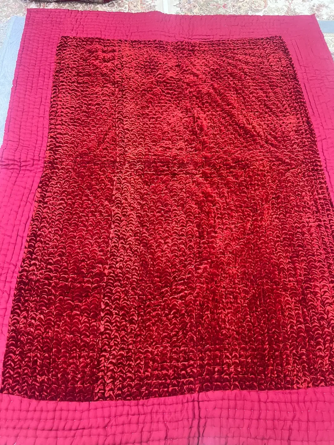 لحاف مخمل نو بدون استفاده|رختخواب، بالش، پتو|سیرجان, |دیوار
