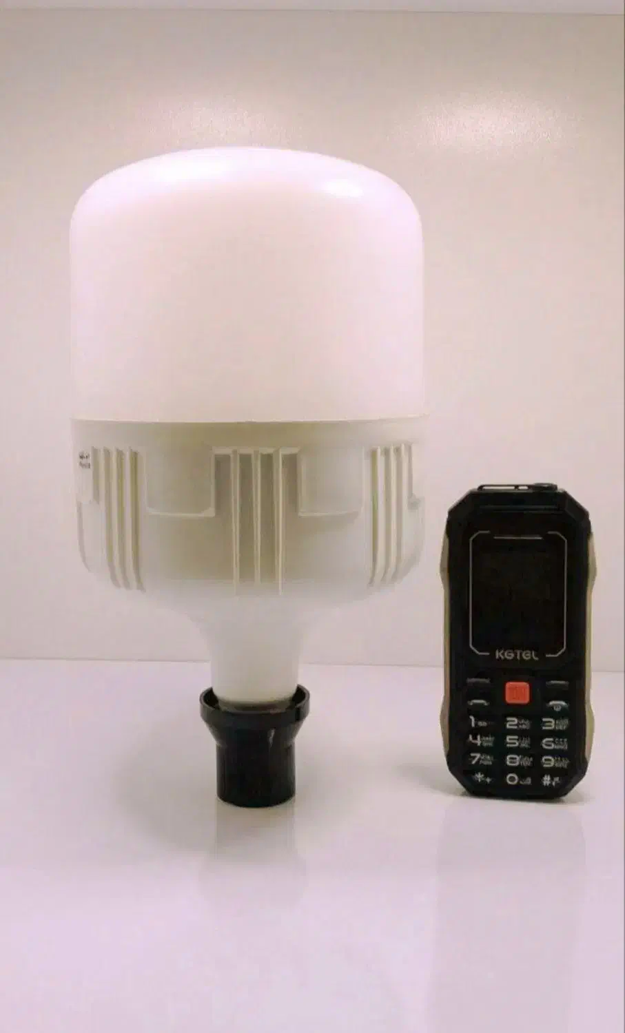 لامپ کم مصرف ال ای دی 40/50/60/80 وات|لامپ و چراغ|همدان, |دیوار