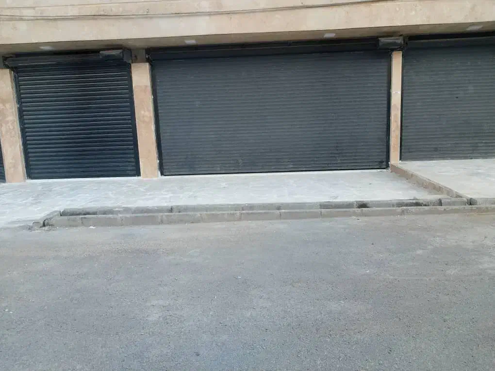 80متر کف سیمان با درب کرکره|اجارهٔ مغازه و غرفه|ماکو, |دیوار