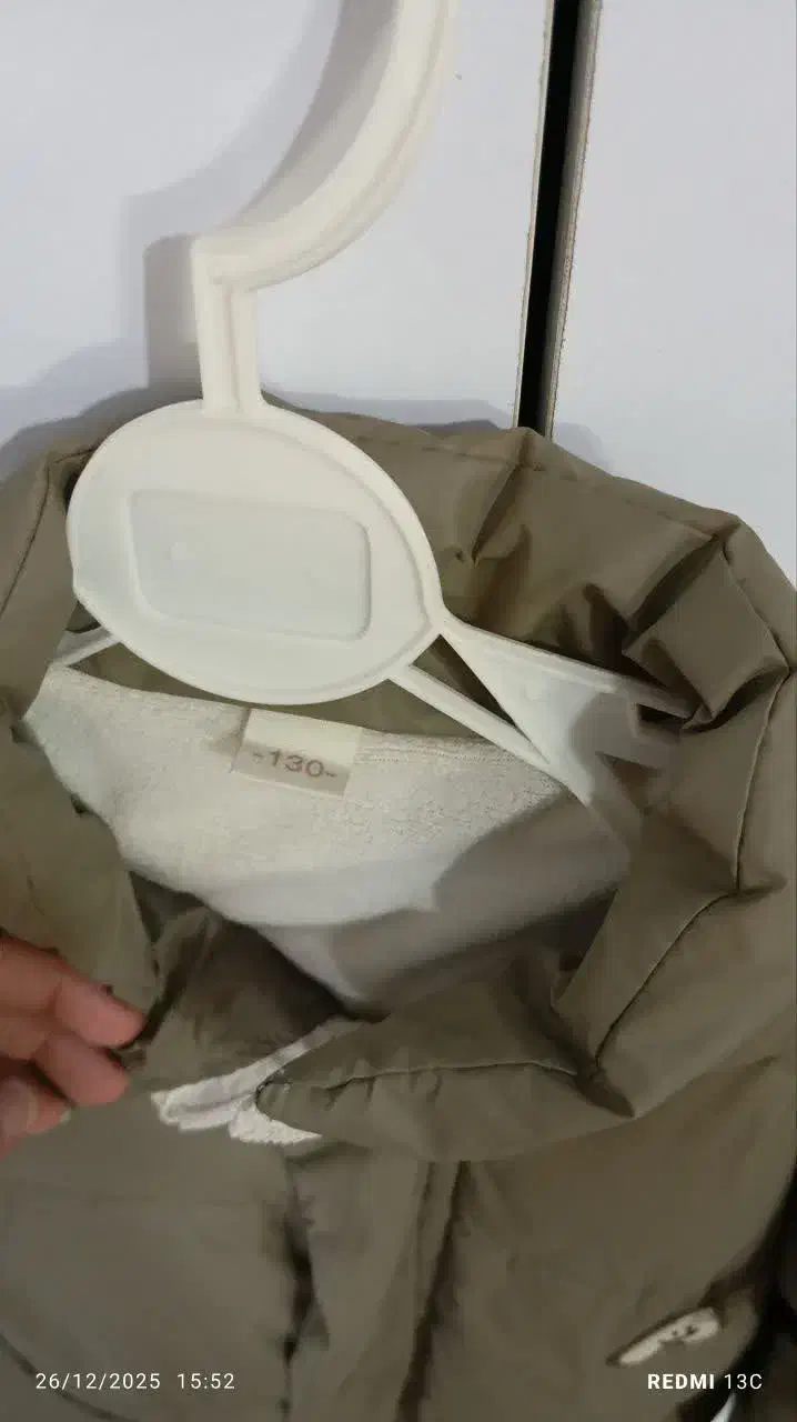 کاپشن|کفش و لباس بچه|مشهد, حضرت حجت|دیوار