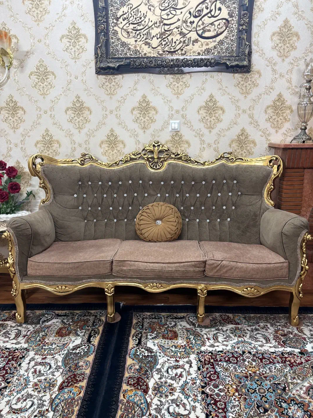 مبل سلطنتی ۹نفره|مبلمان خانگی و میز عسلی|بروجرد, |دیوار